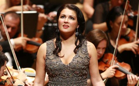 Soprano Anna Netrebko Sues The Metropolitan Opera