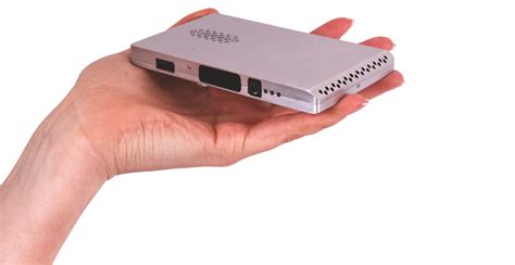 FanlessTech: DETSEL-01 THE POCKETABLE PC
