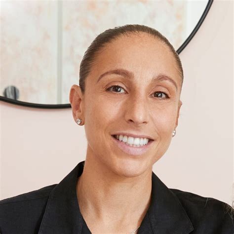 how to pronounce diana taurasi