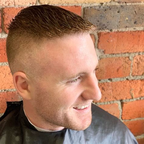 SHORT AND HIGH FADE MEN'S HAIRCUT | Mens hairstyles fade, Haircuts for