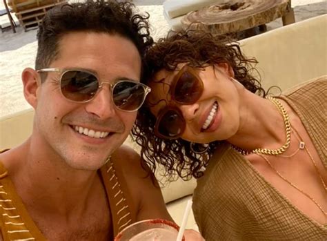 Wells Adams Shocks Wife Sarah Hyland with Sweet Surprise in ‘Paradise’