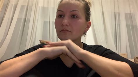 Оля не знає, що робити… - YouTube