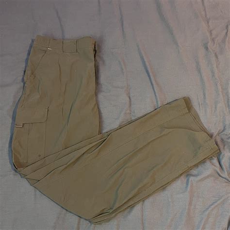 Navy green nylon Columbia pants Only worn 2-3... - Depop