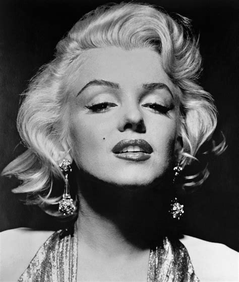 Marilyn Monroe Short Hair Images & Pictures - Becuo