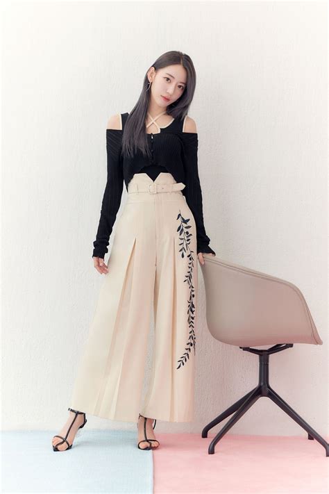 Sakura - Lily Brown 2022 • CelebMafia