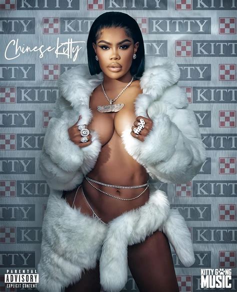 Chinese Kitty Brasil 🇧🇷 | Are you ready for #KITTY tonight!!! 😻👑