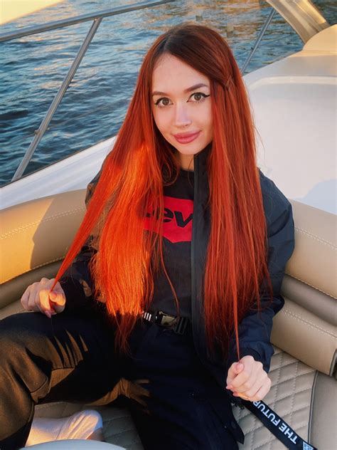 TW Pornstars - 1 pic. Purple ♡ Bitch | ONLYFANS. Twitter. Look of the