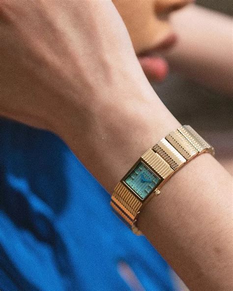 Best Unique Watches Under $200 - Hunter Games Magazine