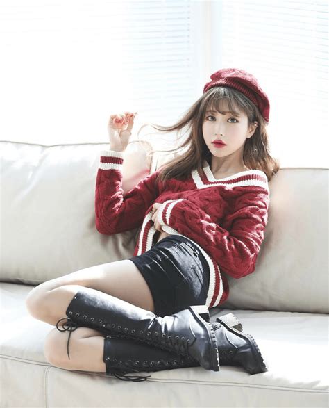 Beautiful Korean Girl Goes From PC Cafe Worker To MAXIM Magazine Model