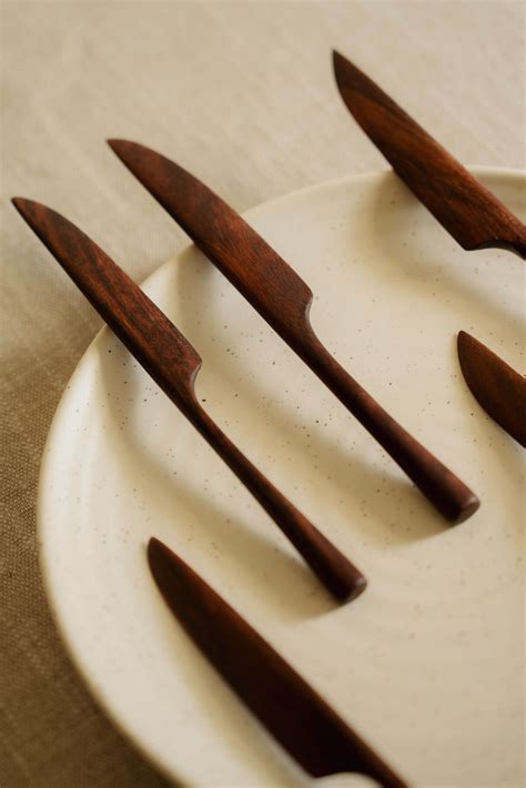 Zale butter knife - Turn Black