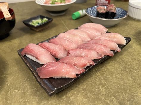 Hamachi @ home : r/sushi