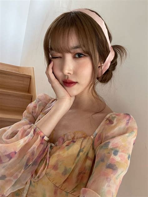[230331] Yuju Official twitter post | Girl, Actresses, My girl