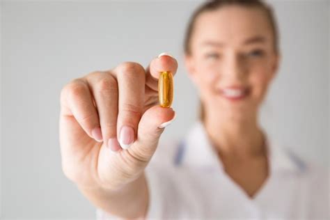 Slowing Cognitive Aging: Major Study Finds Daily Multivitamin Improves ...