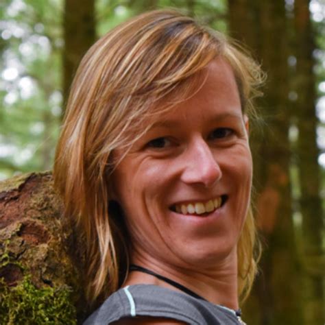 agikgqnzmzaekblxjvbjojtrlcvbseebjzocfas   cxffffff  rj