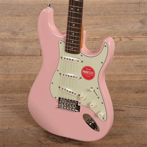 Squier Classic Vibe '60s Stratocaster Shell Pink w/Mint Pickguard