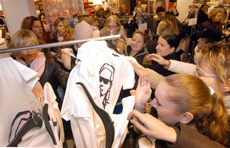Photos: H&M Designer Collaboration Customer Craze Through the Years