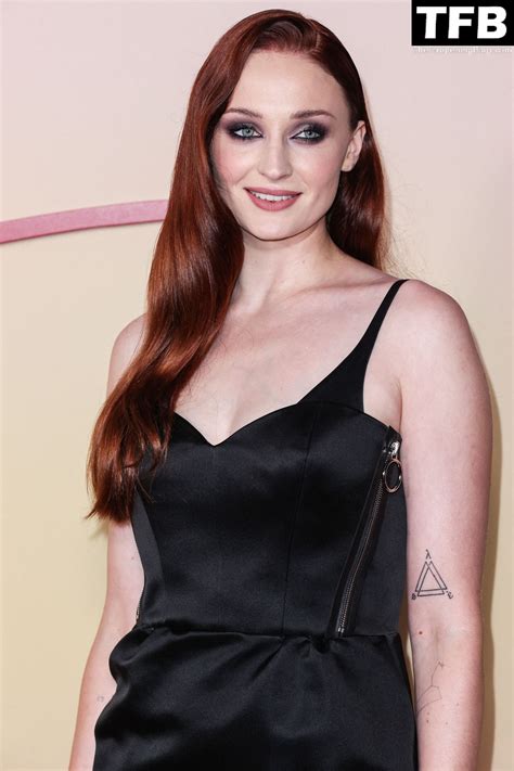 Sophie Turner / sexysophieturner / sophiet Nude Leaks OnlyFans Photo