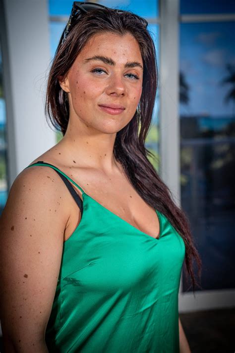 Sarah Vandekkas' Meteoric Rise: A Case Study In Success Image 6