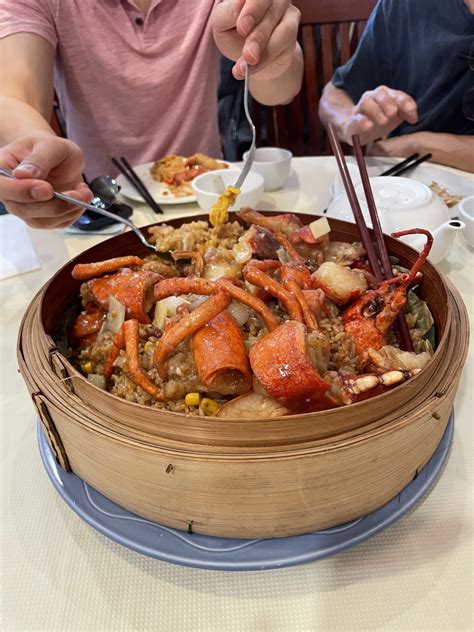 Golden Seafood Restaurant - Mag Mei Adventures