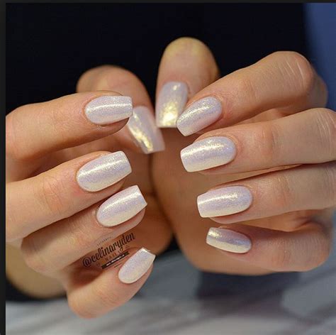 Trendy Fall Nails 2022 French Tip