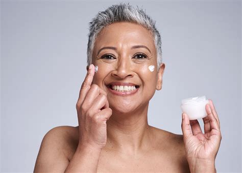 Aging Gracefully: Anti-Aging Skincare Tips and Techniques - Cortiva