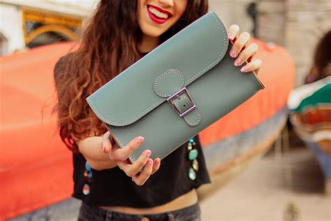 evolution  bag trends  classic styles  fashion