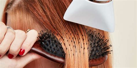 How To Dry Your Hair Correctly, According to Stylists