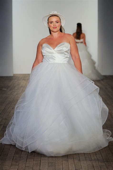 Hayley Paige Bridal Fall 2020 [PHOTOS]