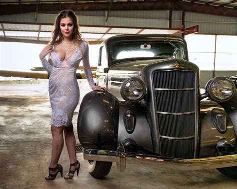 Flygirls Pin-Ups - instagram.com/rachellelilismith | Facebook