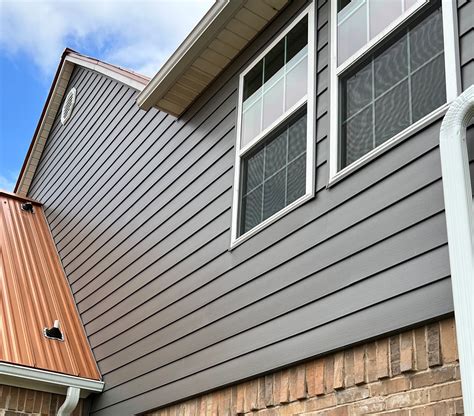 What Is Composite Siding? | Woodbridge Home Solutions