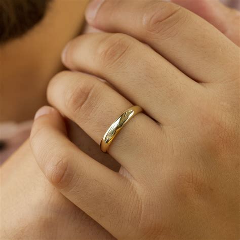 where to put your wedding ring 1