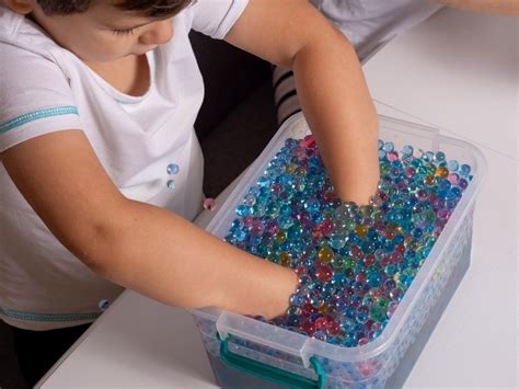 The Ultimate Parents Guide To Water Beads For Sensory Play - Someone's Mum