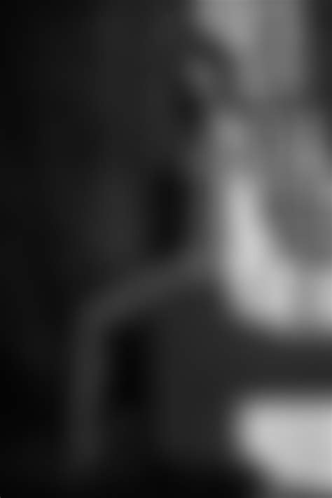 Julia Liepa : nsfw_bw