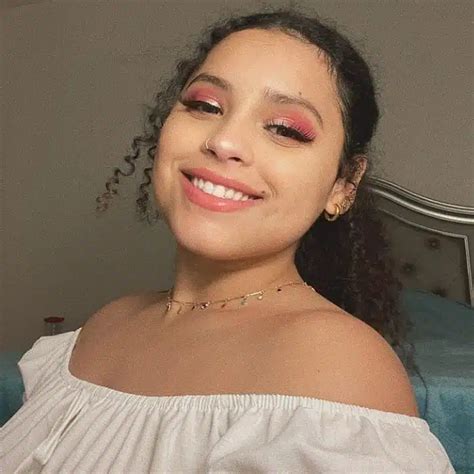 Nicky Jam's daughter Alyssa Rivera: Age, Mother, Net Worth, Wiki - Net ...