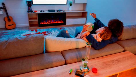 Best Movies To Watch While You're Stoned | Fast Buds