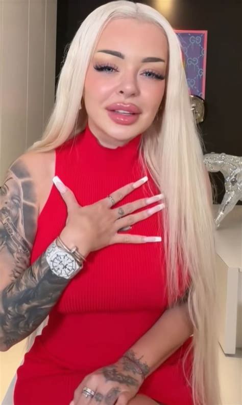 Katja Krasavice: Rapperin tobt nach Hausdurchsuchungen | Nau.ch