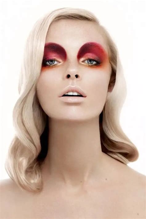 Beauty or Art? Stunning Avant Garde Makeup ... | Fashion editorial ...