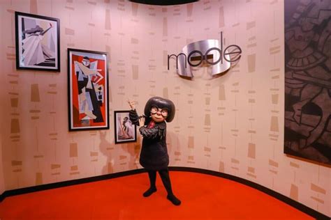 Meet Edna Mode (The Edna Mode Experience at Disney's Hollywood Studios)