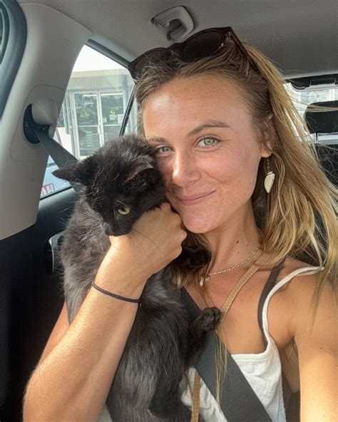 Lauren Landers | a bit obsessed with @thesilk.co 🖤🤍 more pics to come