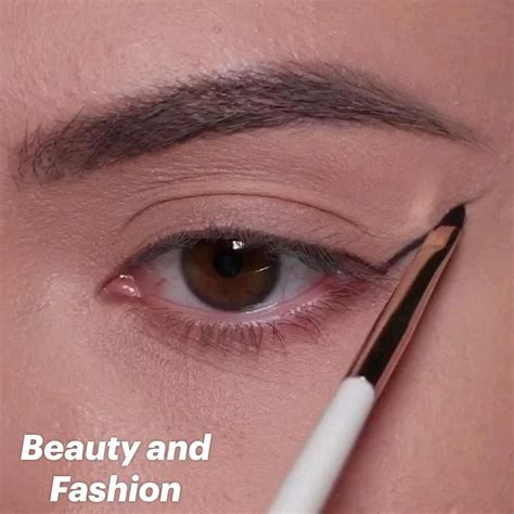 super easy eyeliner tutorial artofit