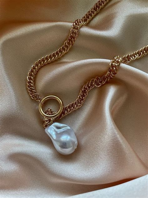 Украшение,эстетика | Necklace, Pendant, Gold necklace
