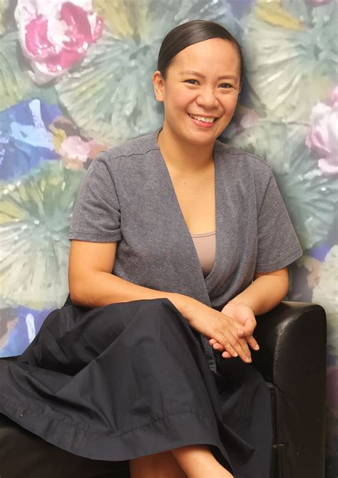 Connie Leah Fantilanan - Radiating Beauty - drybrush Gallery