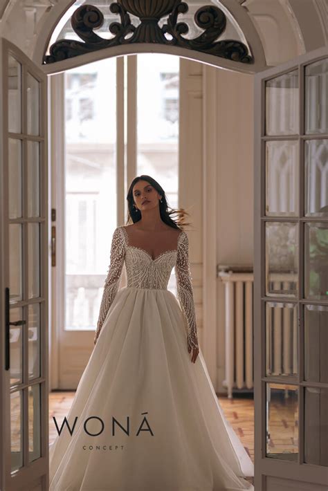 A-line Wedding Dresses & Bridal Gowns