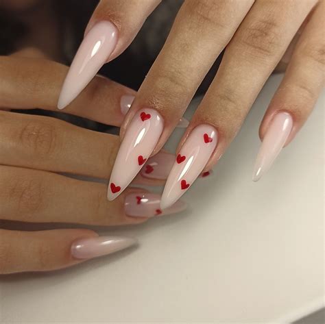 Nail heart ️ Маникюр с сердечками | Маникюр с сердечками, Длинные ногти ...