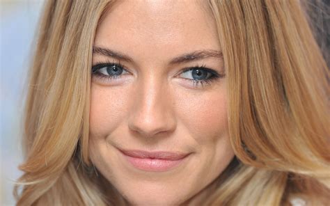 sienna miller, actress, blonde Wallpaper, HD Celebrities 4K Wallpapers ...