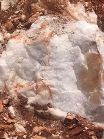 quartz ore minerals trading international