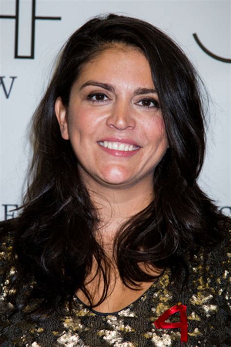 Cecily Strong, Kenan Thompson & More Set for CELEBRITY AUTOBIOGRAPHY
