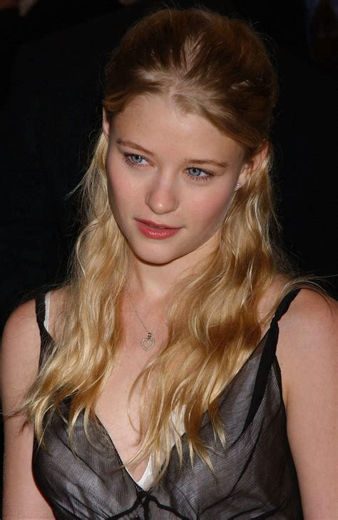 Emilie De Ravin 2014 Photoshoot