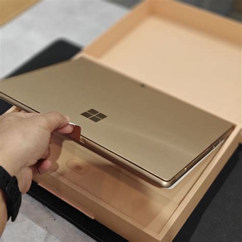 Surface Pro 11 Snapdragon X Plus 16GB 512GB