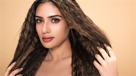 skin hair behance
